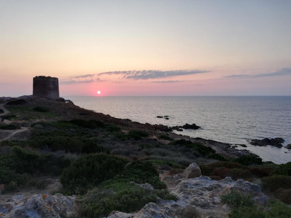 Tanca Della Torre Trilocale Vista Mare Διαμέρισμα Isola Rossa Εξωτερικό φωτογραφία