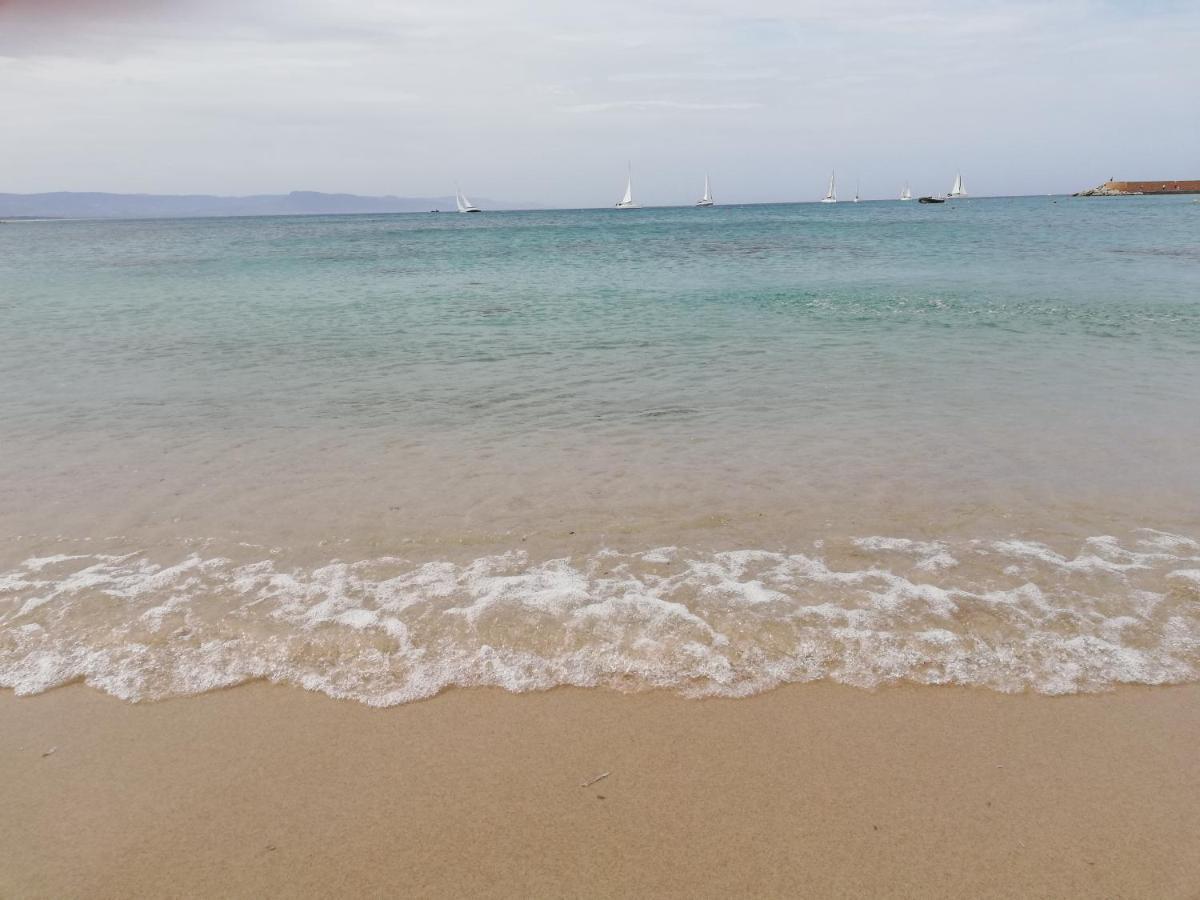 Tanca Della Torre Trilocale Vista Mare Διαμέρισμα Isola Rossa Εξωτερικό φωτογραφία